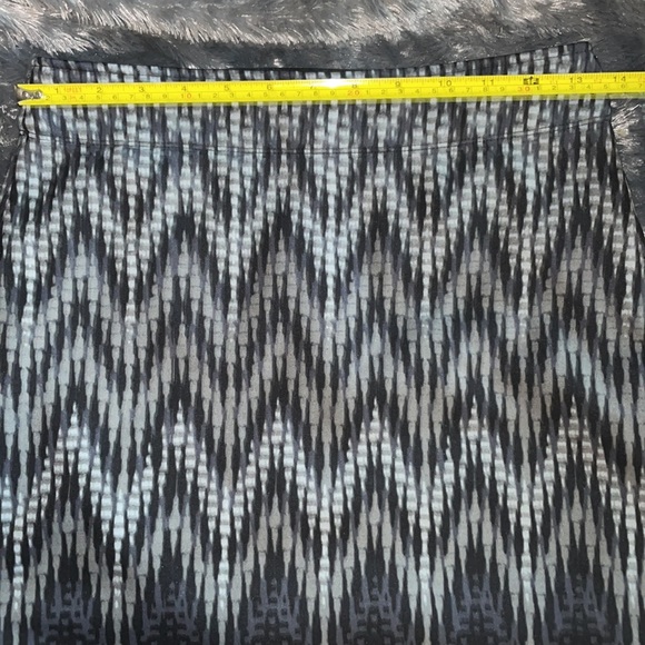 Athleta Skirt - Picture 6 of 9